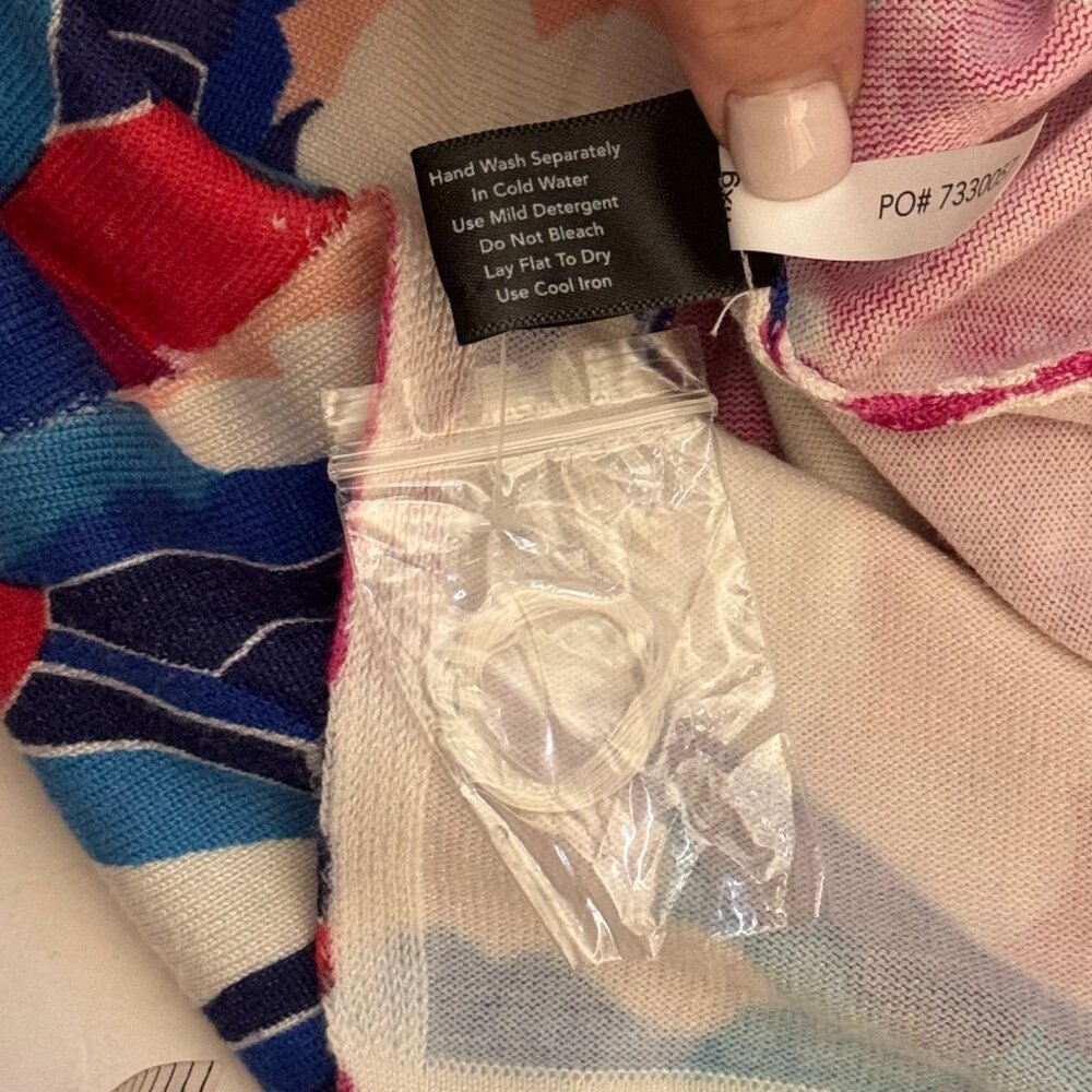 Boston Proper NWOT Floral Multicolor Oversized XS Lightweight Sweater Colorful - Picture 7 of 11
